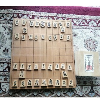 将棋盤と将棋駒(囲碁/将棋)