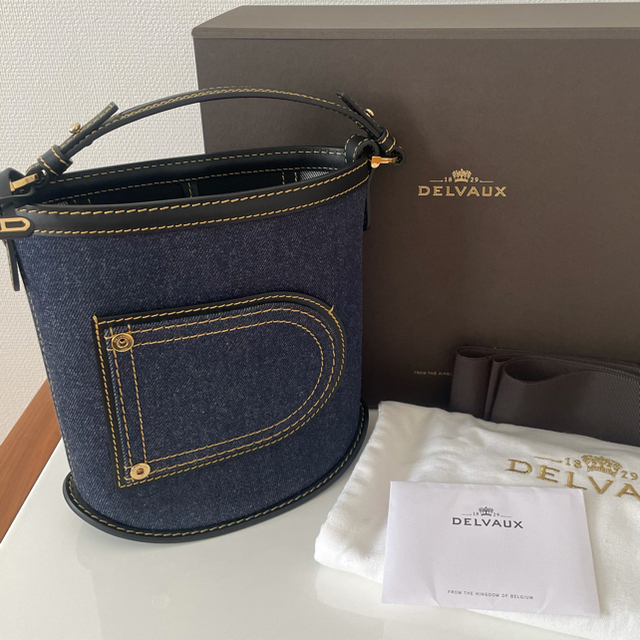 専用です。DELVAUX デルヴォー　Pin Mini Bucket