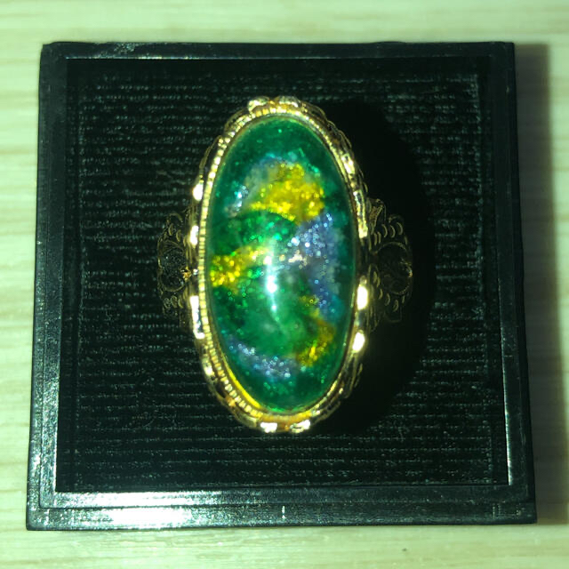 天然石 ブラックオパール リング レディースのアクセサリー(リング(指輪))の商品写真