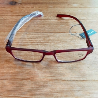 リーディンググラス　老眼鏡　BEGLAD　+2.0　ワインレッド　3(サングラス/メガネ)