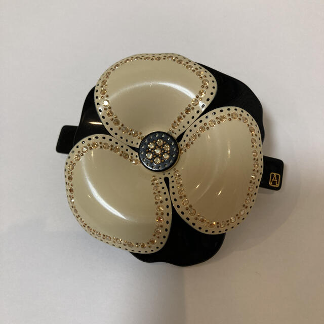 美品 アレクサンドルドゥパリ ヘアクリップ clubpetschile.cl