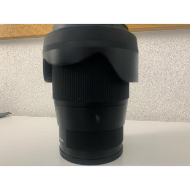 SIGMA(シグマ)のぼー様　SIGMA 16mm F1.4 DC DN ソニーEマウント用 スマホ/家電/カメラのカメラ(レンズ(単焦点))の商品写真