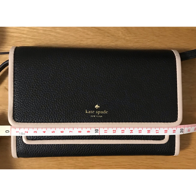 kate spade new york(ケイトスペードニューヨーク)の新品未使用ケイトスペード　クラッチバック レディースのバッグ(クラッチバッグ)の商品写真