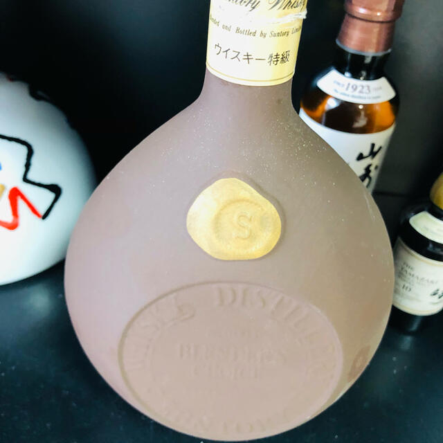 サントリーウイスキー 有田焼 錦鶏菊梅竹文 特級 陶器ボトル 720ml 43