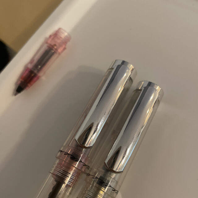 カキモリ② カキモリ ローラーボール (廃盤)旧型 0.5mm 2本+ カキモリ② カキモリ ローラーボール (廃盤)旧型 0.5mm 2本+