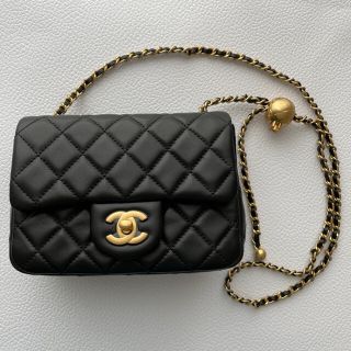 【⠀大人気入手困難品】シャネル ボールチェーンフラップバック