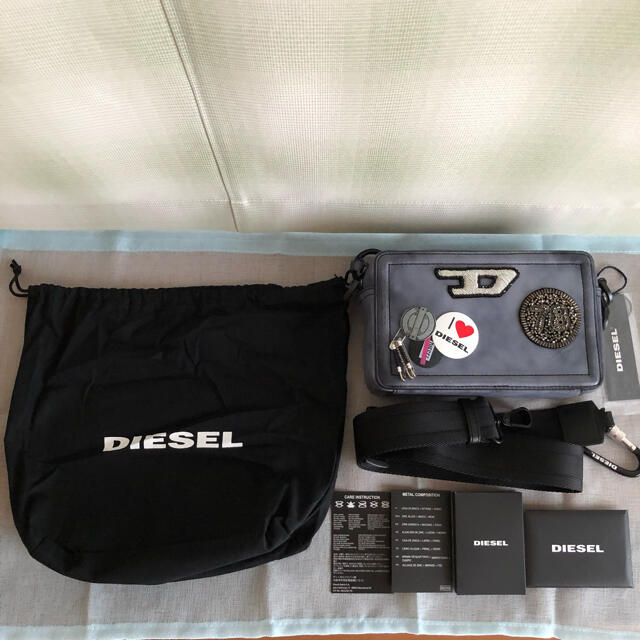 DIESEL(ディーゼル)のディーゼル DIESEL ショルダーバッグ レディースのバッグ(ショルダーバッグ)の商品写真