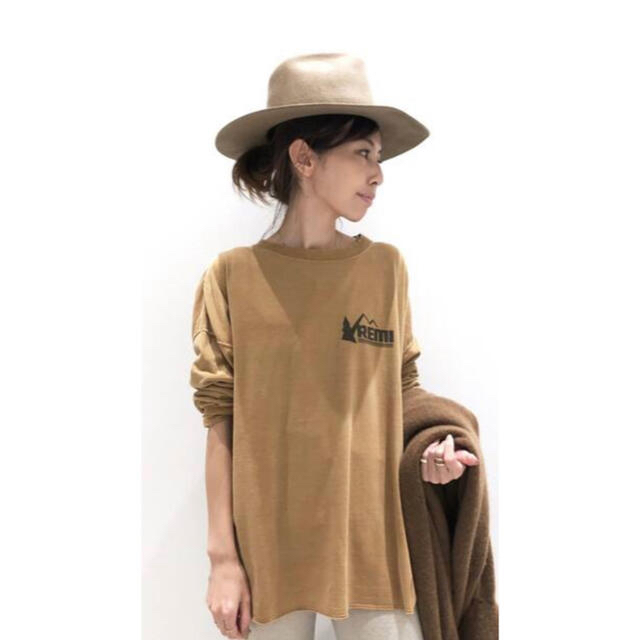 L'Appartement DEUXIEME CLASSE(アパルトモンドゥーズィエムクラス)の【REMI RELIEF/レミレリーフ】Print L/S Tee イエロー レディースのトップス(カットソー(長袖/七分))の商品写真