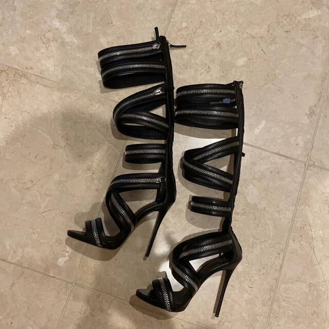 GIUSEPPE ZANOTTI サンダル