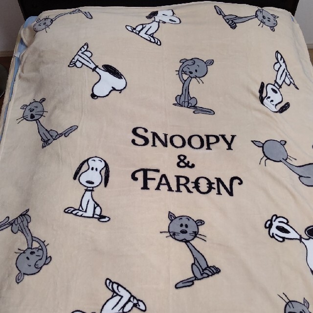 SNOOPY(スヌーピー)のスヌーピー/SNOOPY/ブランケット/毛布 キッズ/ベビー/マタニティの寝具/家具(毛布)の商品写真