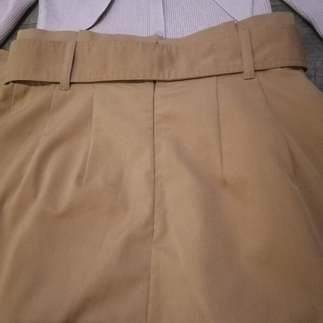 JUSGLITTY(ジャスグリッティー)の美香着用　ジャスグリッティー　トレンチタイトスカート　アプワイザーリッシェ レディースのスカート(ひざ丈スカート)の商品写真