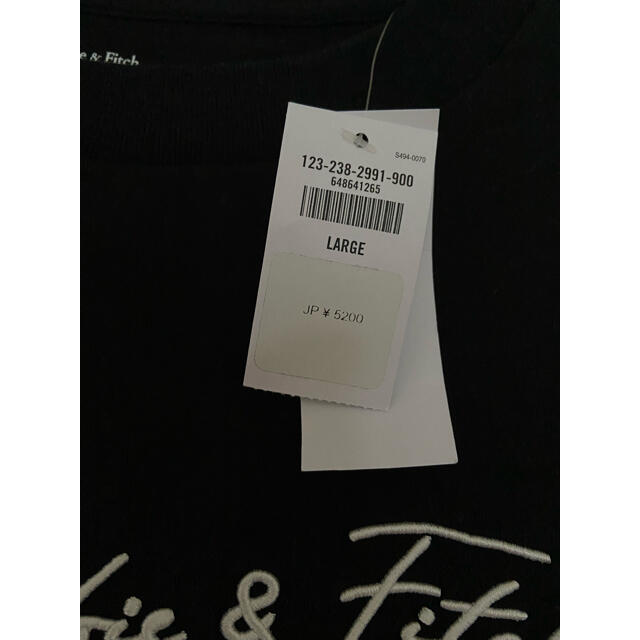 Abercrombie&Fitch(アバクロンビーアンドフィッチ)のアバクロンビー&フィッチ　Abercrombie & Fitch  Tシャツ メンズのトップス(Tシャツ/カットソー(半袖/袖なし))の商品写真