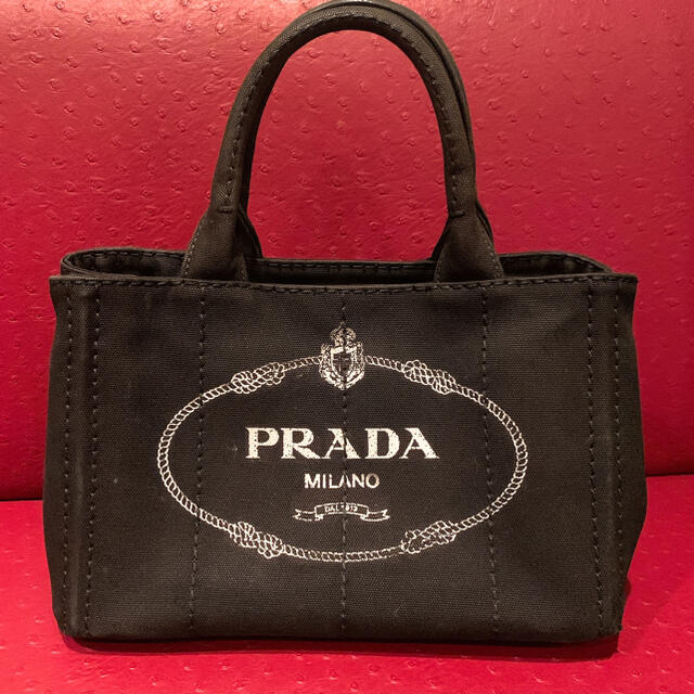 PRADA カナパ