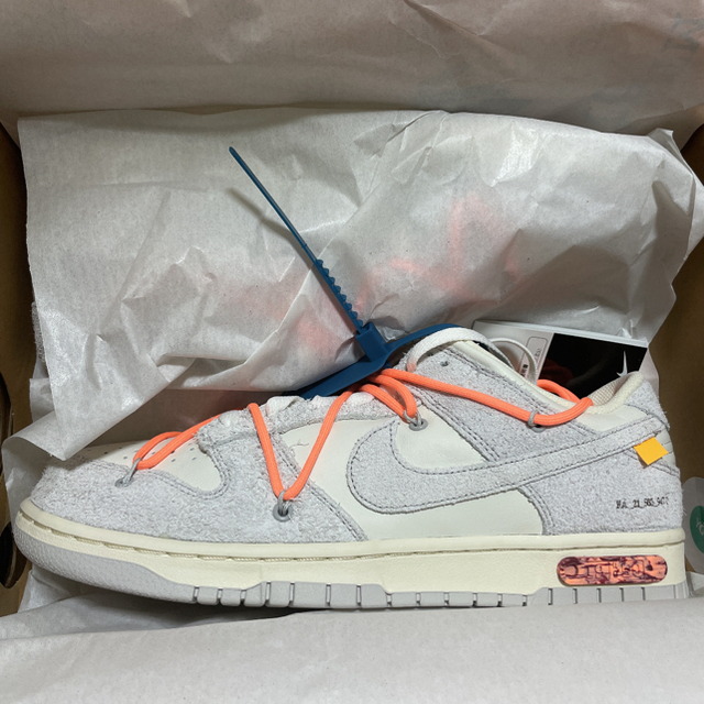 NIKE(ナイキ)のOFF-WHITE ×NIKE DUNK LOW 50 lot 19 メンズの靴/シューズ(スニーカー)の商品写真