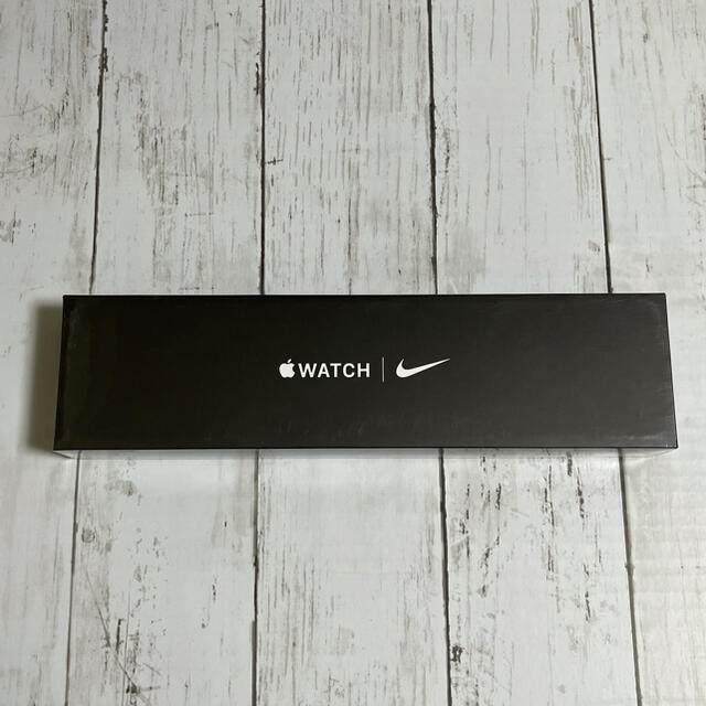 新品 Apple Watch 6 Nike GPS 44mm スペースグレースマートフォン/携帯電話