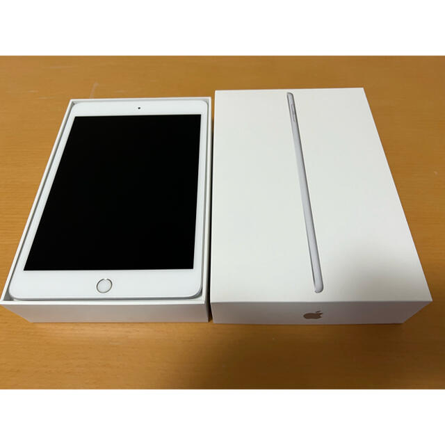 美品】iPad mini 5 Wi-Fiモデル 64GB シルバー-