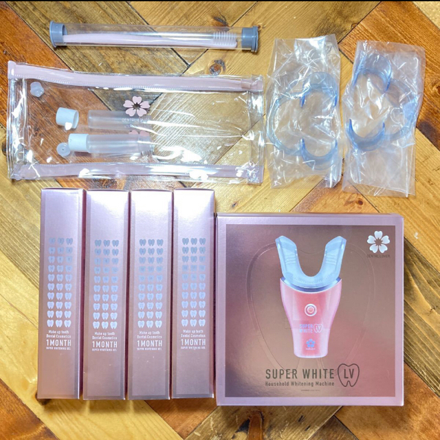 Dr.Ci Labo(ドクターシーラボ)のスーパーホワイトLV　デンタルラバー　ジェル4本付き　8つの特典景品付き コスメ/美容のオーラルケア(その他)の商品写真