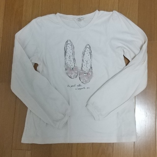 anyFAM(エニィファム)の【美品】any FAM  140  カットソー キッズ/ベビー/マタニティのキッズ服女の子用(90cm~)(Tシャツ/カットソー)の商品写真