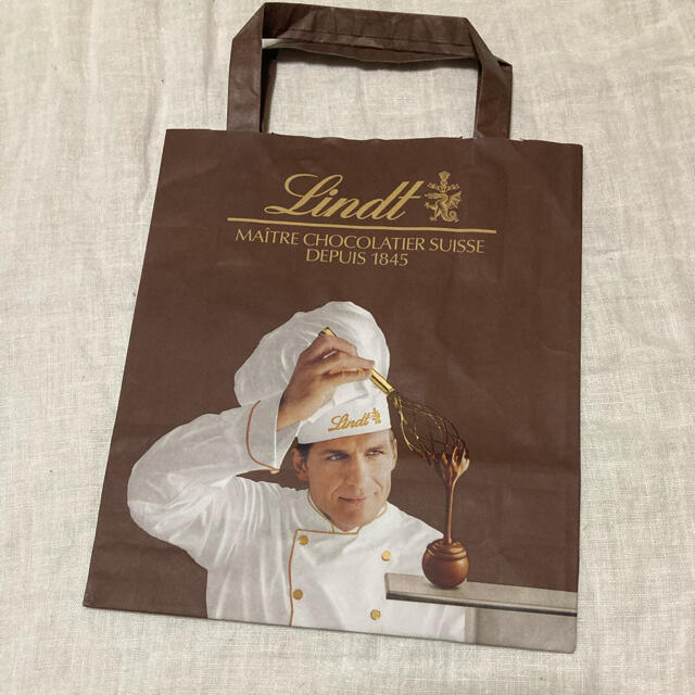 Lindt(リンツ)のGODIVA リンツ　ショップバッグ　3点 レディースのバッグ(ショップ袋)の商品写真