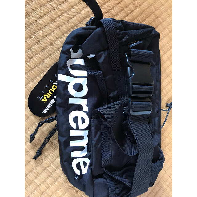 supreme ショルダーバック　黒