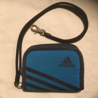 アディダス(adidas)のadidas アディダス　財布　二つ折り財布　首掛け　ストラップ付き(折り財布)