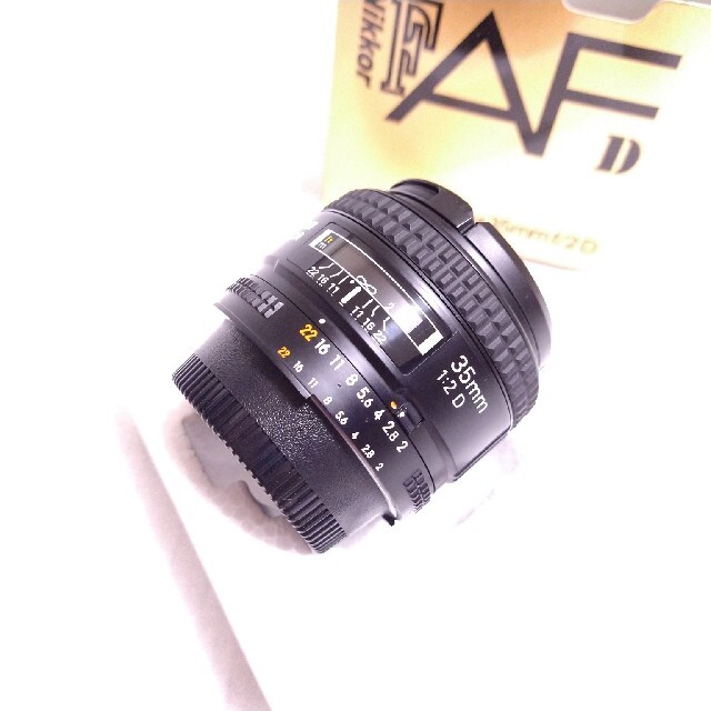 Nikon(ニコン)のNIKKOR F LENS AF Nikkor 35mm f/2D スマホ/家電/カメラのカメラ(レンズ(単焦点))の商品写真