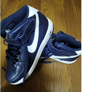 ナイキ(NIKE)のナイキ　スニーカー　エアフォース１(スニーカー)