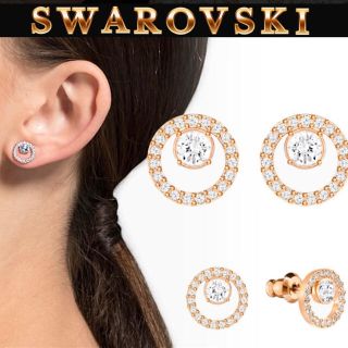 スワロフスキー(SWAROVSKI)の新品 スワロフスキー SWAROVSKI ピアス キラキラ 上品 リモート映え(ピアス)