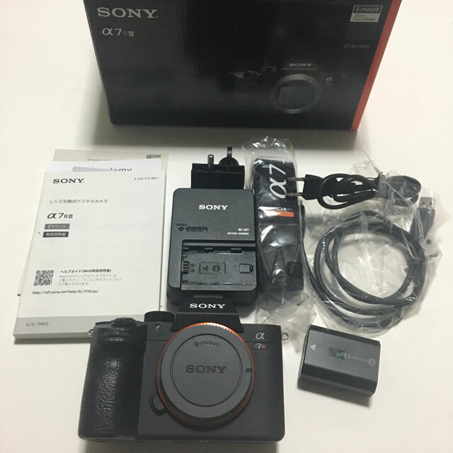 SONY(ソニー)のSONY α7R3（ILCE-7RM3）中古美品　点検修理整備済み スマホ/家電/カメラのカメラ(ミラーレス一眼)の商品写真