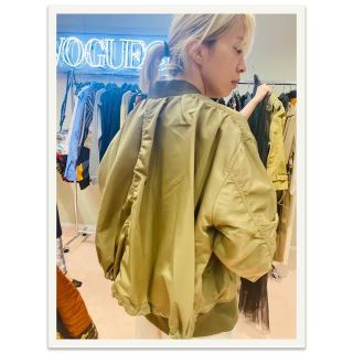 トーガ(TOGA)のH&M TOGA XSサイズ　リバーシブルフライトジャケット　MA1(ミリタリージャケット)