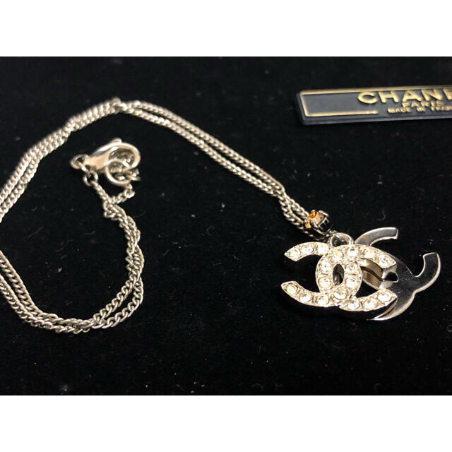 CHANEL シャネル Wココ ネックレス ココ レア 箱、プレート付き 流行の