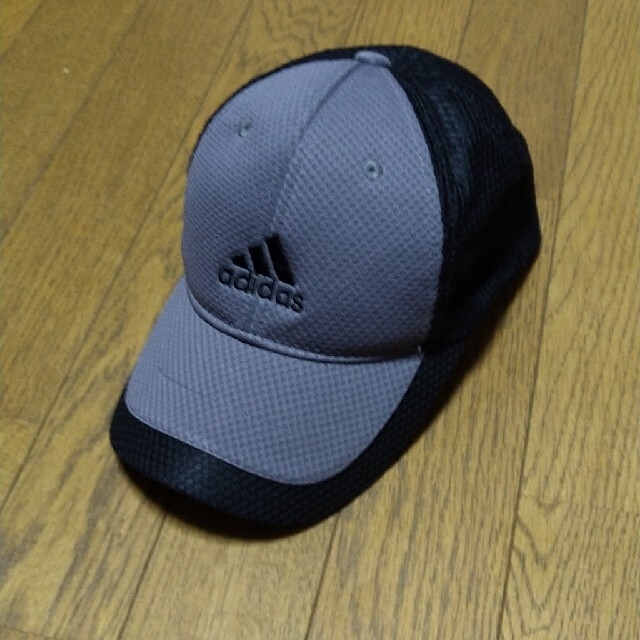 adidas(アディダス)のadidas メッシュキャップ メンズの帽子(キャップ)の商品写真