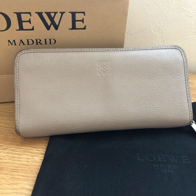 LOEWE(ロエベ)のロエベ 長財布 ラウンドファスナー アナグラム レディースのファッション小物(財布)の商品写真