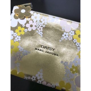 マークバイマークジェイコブス(MARC BY MARC JACOBS)のMARC JACOBS DAISY マークジェイコブス ポーチ(ポーチ)