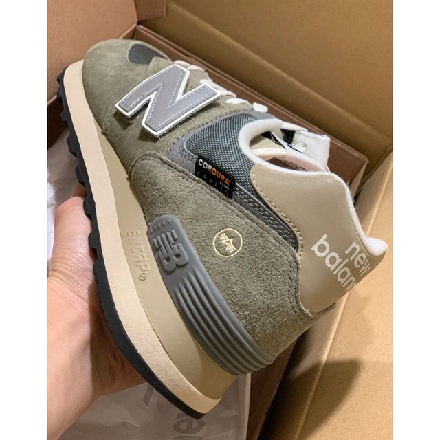 New Balance(ニューバランス)のALPHA INDUSTRIES x NEW BALANCE ML574  メンズの靴/シューズ(スニーカー)の商品写真