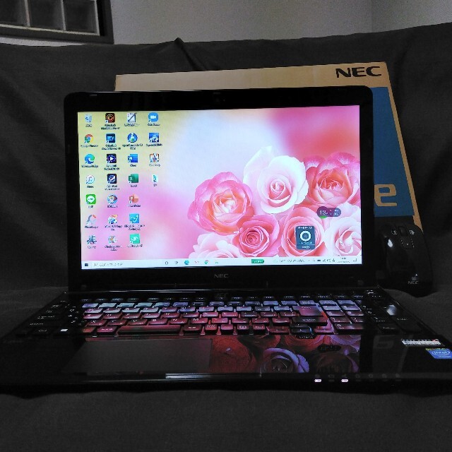NEC(エヌイーシー)の高スペック/爆速4コア i7/高速SSD/メモリ16GB/美品/ノートパソコン スマホ/家電/カメラのPC/タブレット(ノートPC)の商品写真