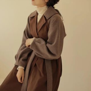 iamofficial♡volume tuck wool trench coat(トレンチコート)