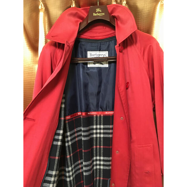 BURBERRY(バーバリー)の▪️バーバリーburberryトレンチコート赤・ビンテージライナー付き▪️ レディースのジャケット/アウター(トレンチコート)の商品写真