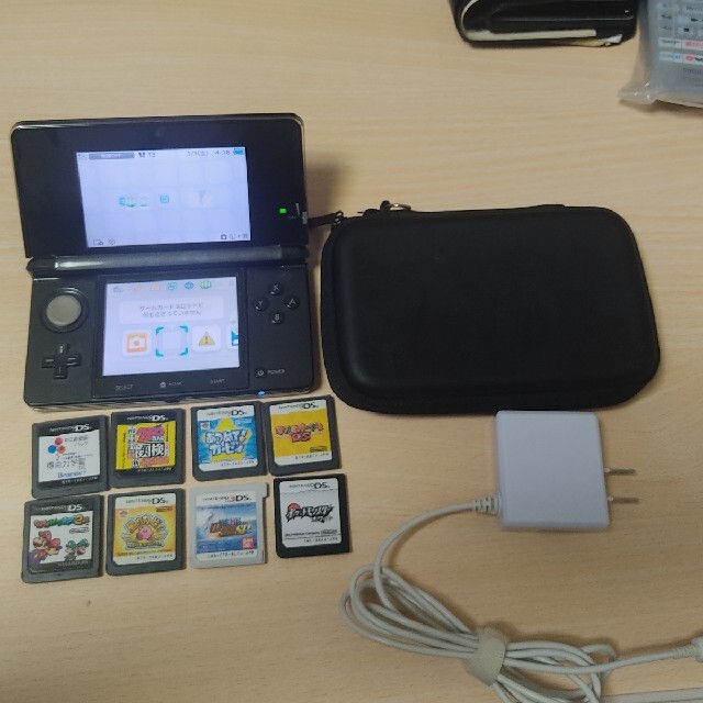 ニンテンドー3DS(ニンテンドー3DS)の中古　ニンテンドー3DS 任天堂　ポケモン　マリオ　カービィ エンタメ/ホビーのゲームソフト/ゲーム機本体(携帯用ゲーム機本体)の商品写真