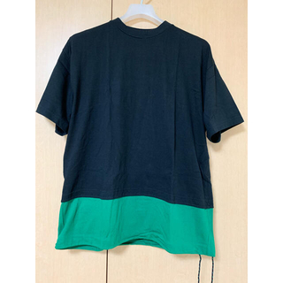 マルニ(Marni)のMARNI バイカラーTシャツ（ブラック×グリーン）(シャツ)
