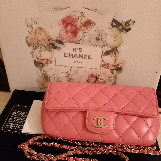 CHANEL(シャネル)のhayashi様専用　CHANEL2021 アイウェアケース レディースのバッグ(ショルダーバッグ)の商品写真