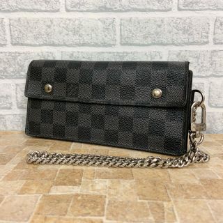 ルイヴィトン(LOUIS VUITTON)のルイヴィトン 黒 ダミエ グラフィット チェーン付き 長財布 アコルディオン(長財布)