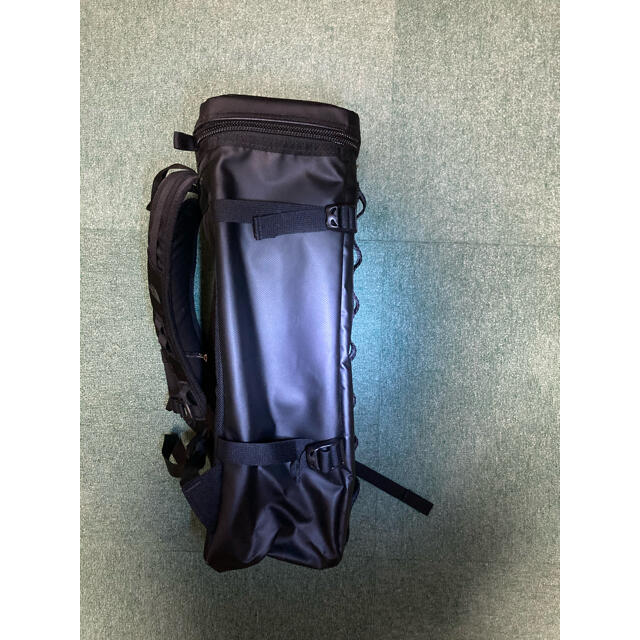 THE NORTH FACE(ザノースフェイス)のTHE NORTH FACE (ザノースフェイス)リュック　ブラック　30L メンズのバッグ(バッグパック/リュック)の商品写真