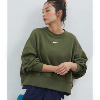 ナイキ(NIKE)の【L】ナイキ  エッセンシャル オーバーサイズド フリース　オリーブ(トレーナー/スウェット)