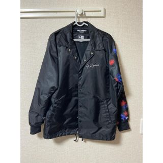 ヨウジヤマモト(Yohji Yamamoto)の【最終値下げ】ヨウジヤマモト　ニューエラ　スカルローズ　コーチジャケット(ナイロンジャケット)