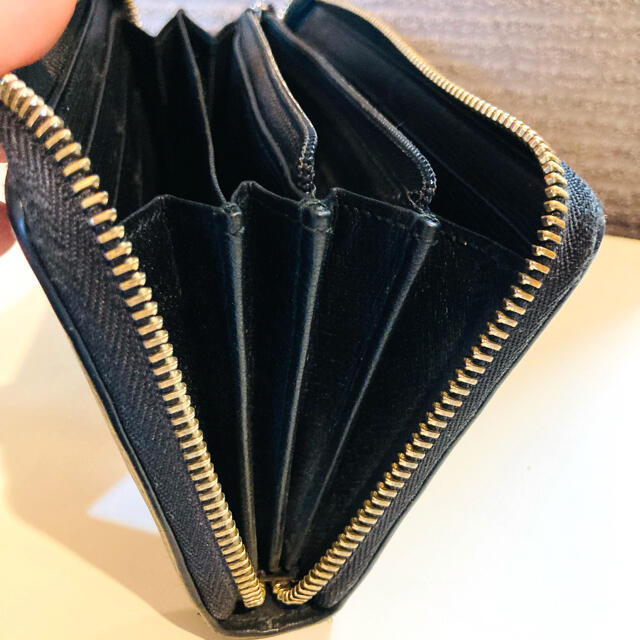 値下げ中!美品☆GUCCI グッチ レザー ラウンドファスナー 長財布 小銭