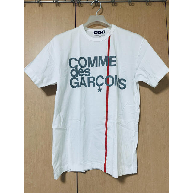 COMME des GARCONS(コムデギャルソン)のCDG Tシャツ（ホワイト） メンズのトップス(Tシャツ/カットソー(半袖/袖なし))の商品写真