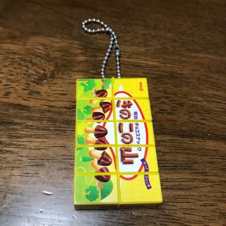 メイジ(明治)のきのこの山　キーホルダー(その他)