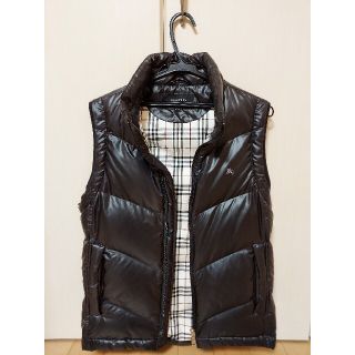 バーバリーブラックレーベル(BURBERRY BLACK LABEL)の美品　BURBERRY ブラックレーベル ダウンベスト(ダウンベスト)