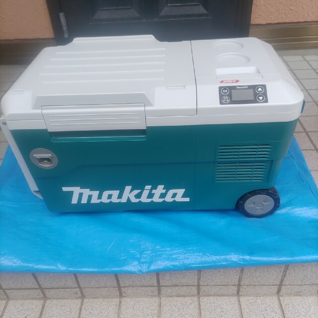 □□MAKITA マキタ 充電式保冷温庫 CW001G オリーブ